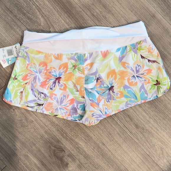 Roxy Endless Summer Board Shorts - Picture 4 of 7